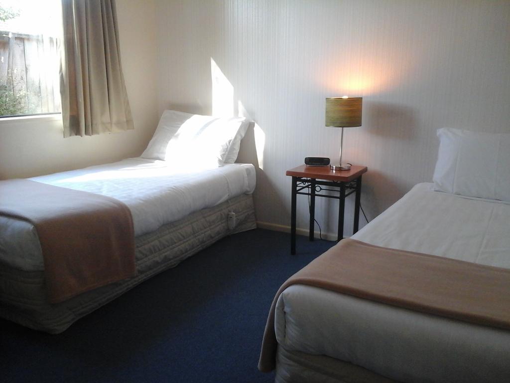 South Park Motel Masterton Extérieur photo