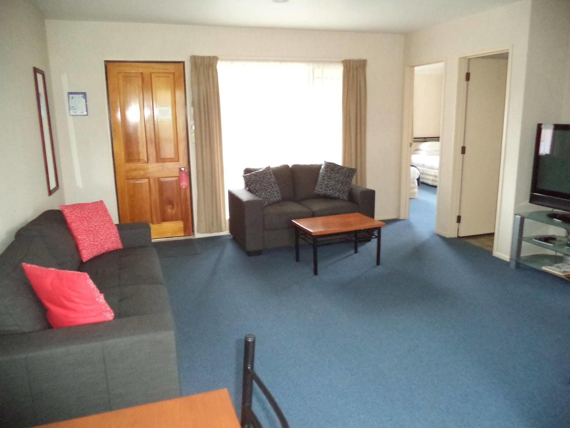 South Park Motel Masterton Extérieur photo